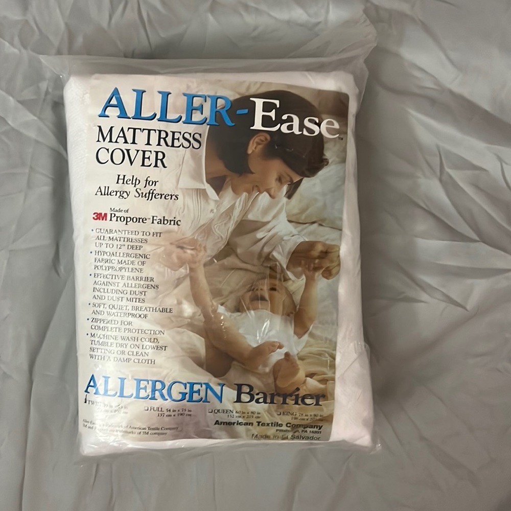 Aller-ease twin mattress cover. Protects from allergens. Waterproof NWT